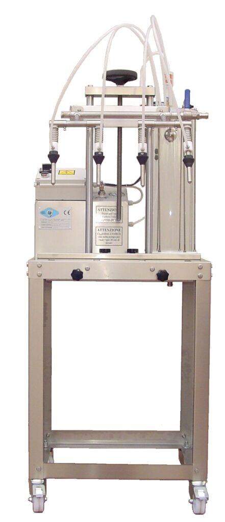 Filling machine for wine and oil bottles